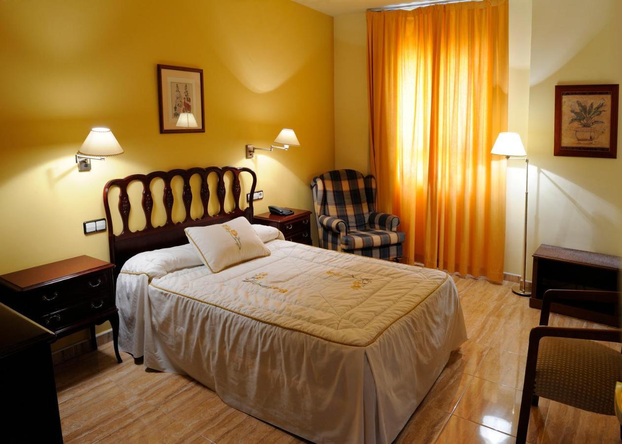 Hotel El Oasis Carchel Zimmer foto